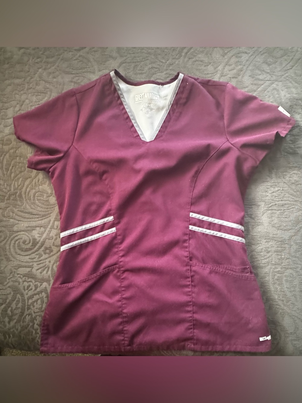 Grey’s Anatomy Active Scrub Top Women’s Medium